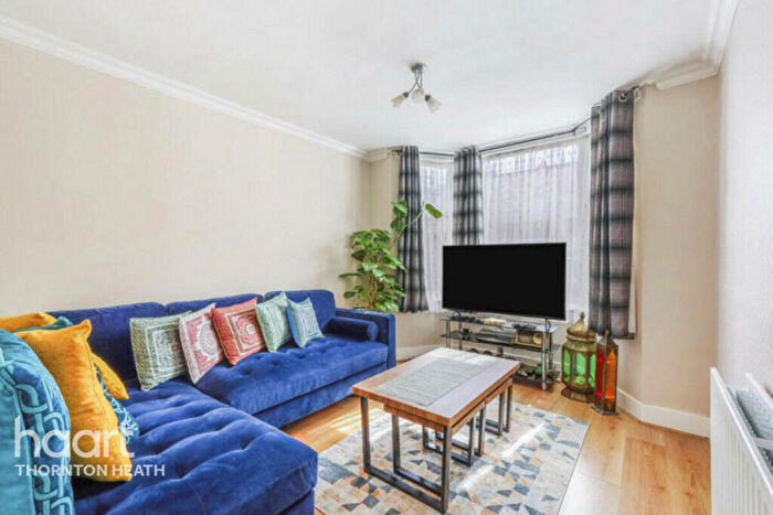 3 Bedroom Terraced House For Sale In Bensham Lane, Thornton Heath, CR7