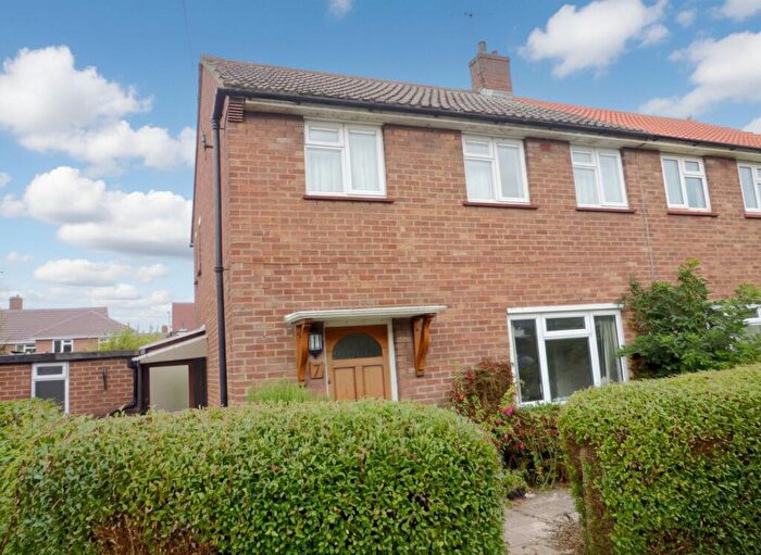 4 Bedroom Semi Detached House To Rent In Gerard Close, Cambridge, CB5