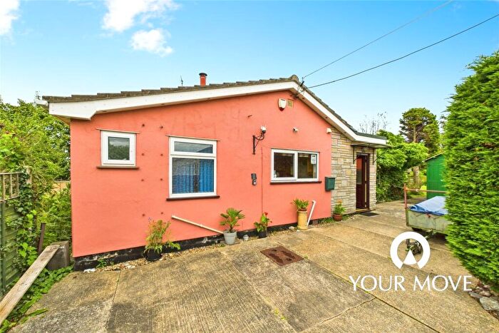 3 Bedroom Bungalow For Sale In Willow Road, Lowestoft, Suffolk, NR33