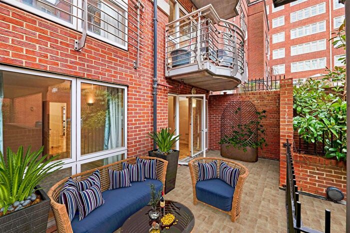 2 Bedroom Flat To Rent In Tufton Street, Westminster, London, SW1P