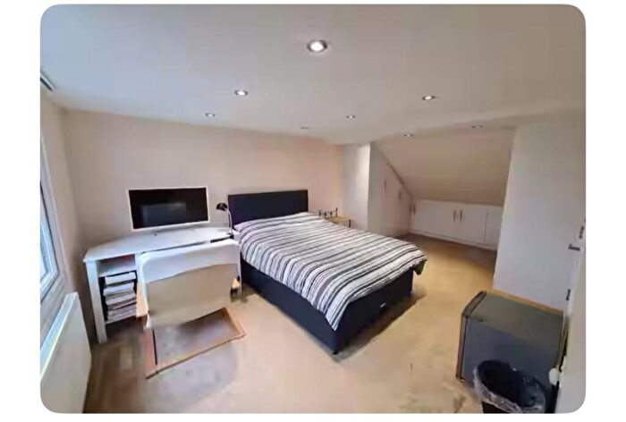 1 Bedroom End Of Terrace House To Rent In Malford Road, OX3