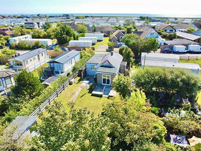 2 Bedroom Detached Bungalow For Sale In Winchelsea Beach, Winchelsea, TN36