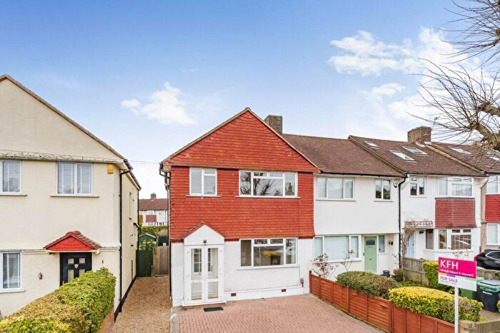 3 Bedroom End Of Terrace House For Sale In Bramdean Crescent, Lee, London, SE12