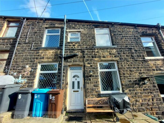 2 Bedroom Terraced House To Rent In West Cottages, Greenfield, Oldham, Greater Manchester, OL3