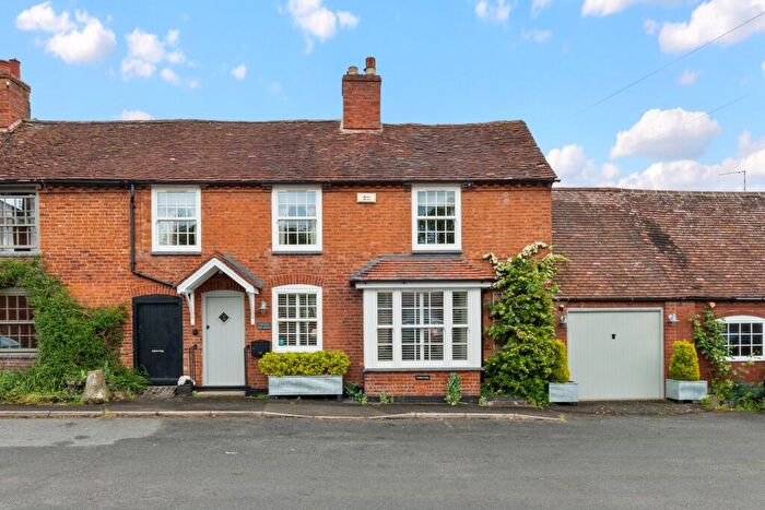 3 Bedroom Character Property For Sale In Ullenhall St, Ullenhall, Henley-in-Arden, B95