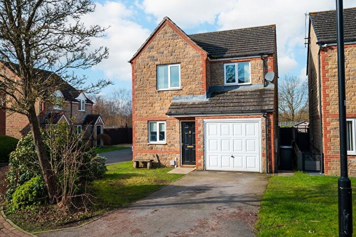 3 Bedroom Detached House For Sale In Kensington Close, Dinnington, Sheffield, S25