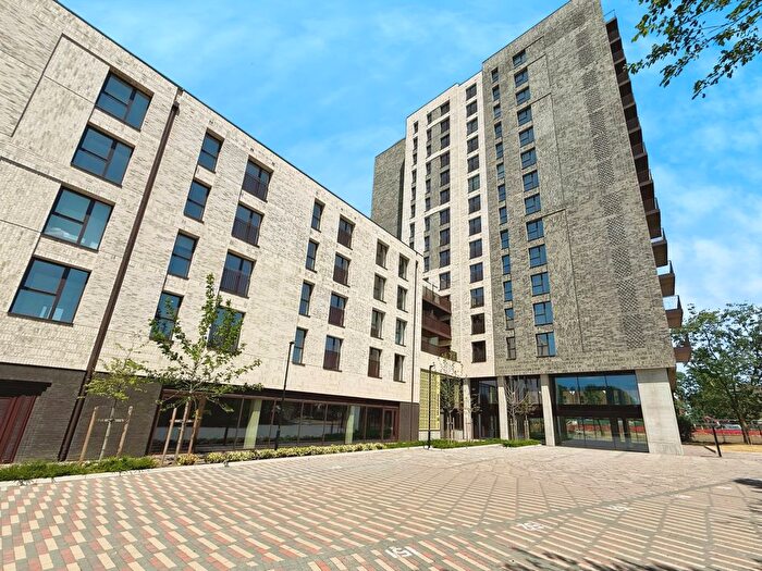 2 Bedroom Flat To Rent In Burnt Mill, Harlow, CM20