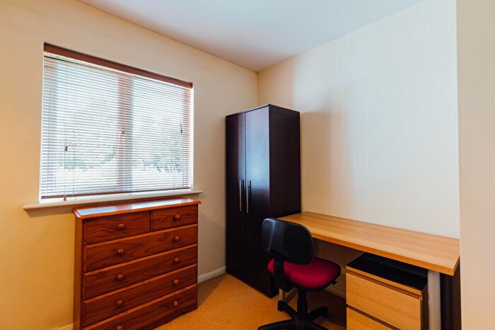 2 Bedroom Flat To Rent In Barnsdale Close, Loughborough, LE11