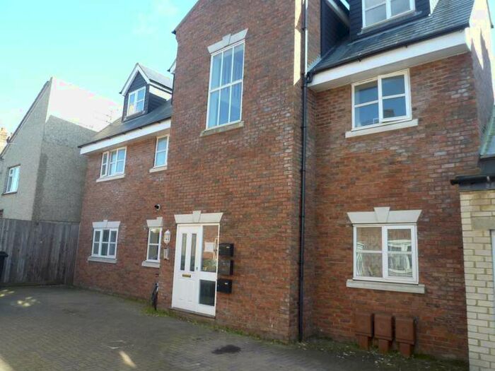 2 Bedroom Apartment To Rent In Arlington Mews, Scott Street, PO21
