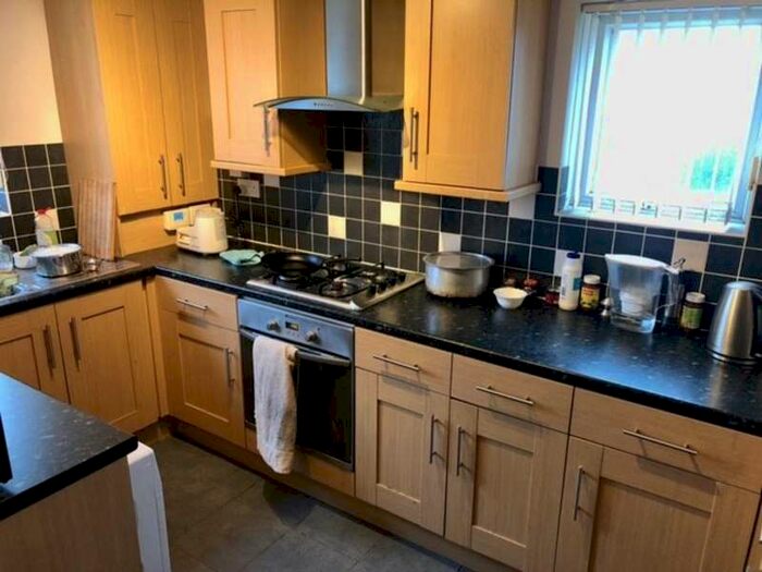 2 Bedroom Flat To Rent In Chapel Wood, Llanedeyrn, Cardiff, CF23