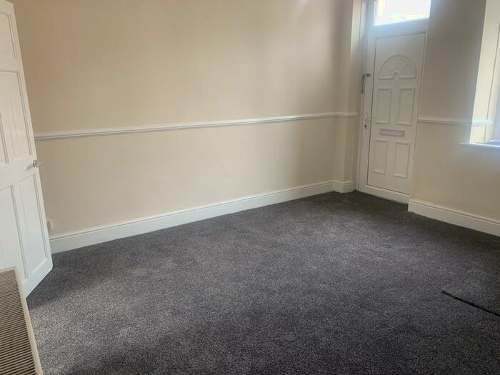 2 Bedroom House To Rent In Tune Street, Barnsley, S70