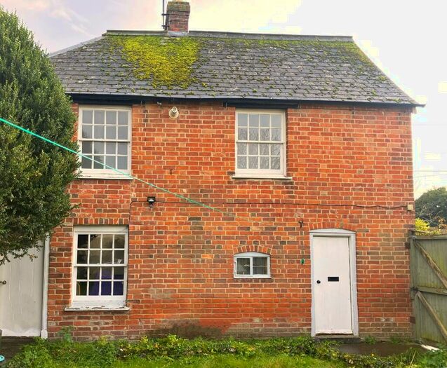 2 Bedroom End Of Terrace House To Rent In Crowell Road, OX39