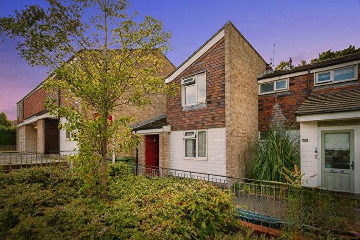 3 Bedroom Terraced House For Sale In Taverner Close, Basingstoke, RG21