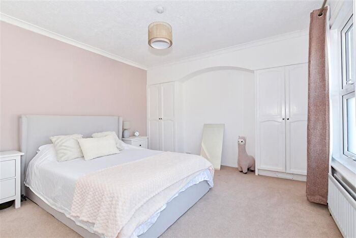 3 Bedroom End Of Terrace House For Sale In Heathorn Street, Maidstone, Kent, ME14