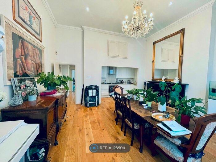 2 Bedroom Flat To Rent In Sutherland Avenue, London W9