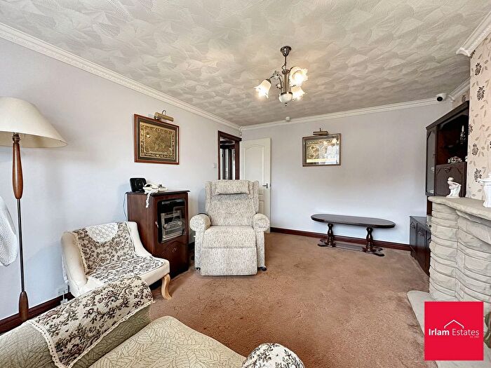 2 Bedroom Bungalow For Sale In Helston Close, Irlam, M44