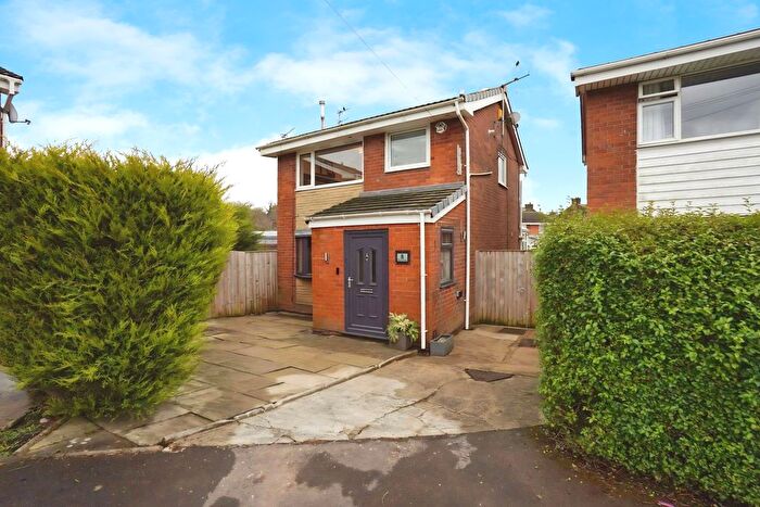 3 Bedroom Detached House For Sale In Tarvin Close, Briercliffe, BB10