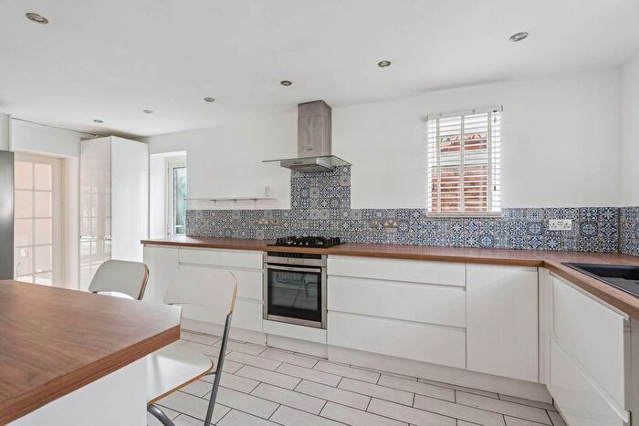 3 Bedroom End Of Terrace House For Sale In The Gossamers, Garston, WD25