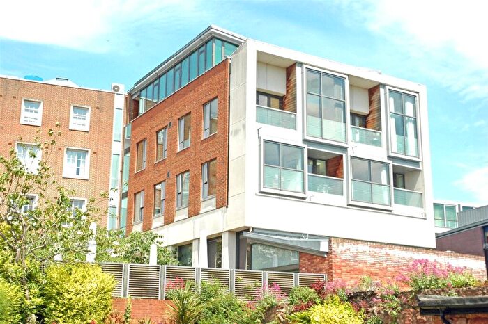 2 Bedroom Apartment To Rent In Bedford Street, Princesshay, Exeter, EX1