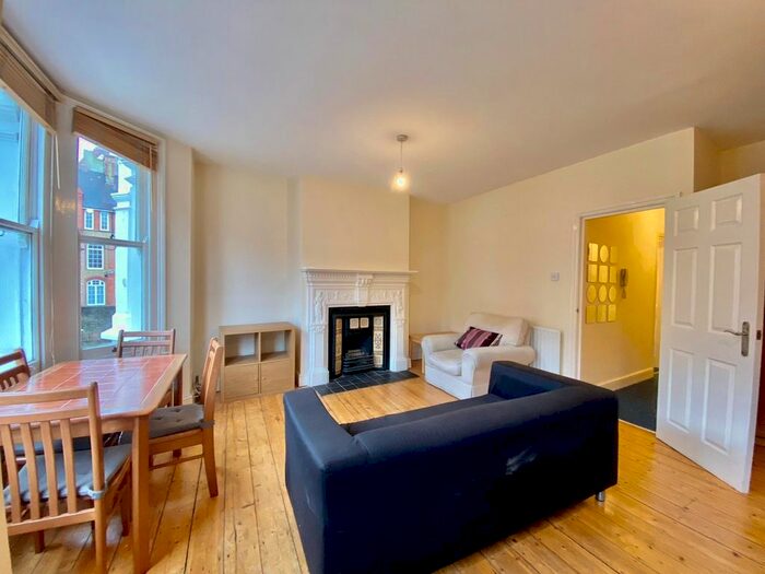2 Bedroom Flat To Rent In Tremadoc Road, Clapham SW4