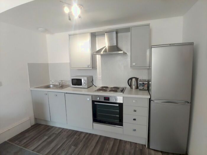 2 Bedroom Flat To Rent In Duncan Street, Newington, Edinburgh, EH9