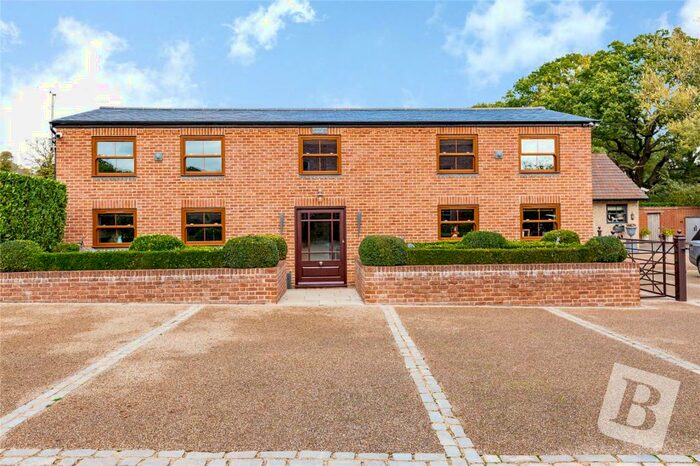 3 Bedroom Detached House To Rent In Colmar Farm, Weald Park Way, Brentwood, CM14