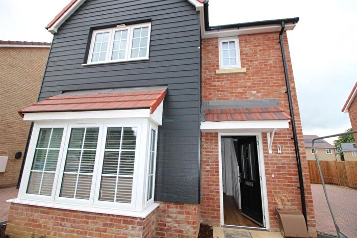 3 Bedroom Detached House To Rent In Crown Drive, Elsenham, Bishops Stortford, CM22