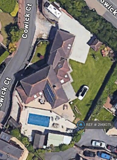 5 Bedroom Detached House To Rent In Cowick Lane, Exeter, EX2