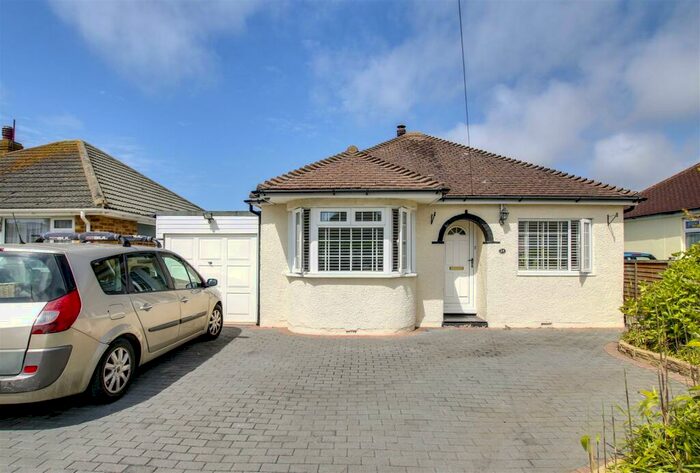 2 Bedroom House To Rent In Southdown Avenue, Peacehaven, BN10