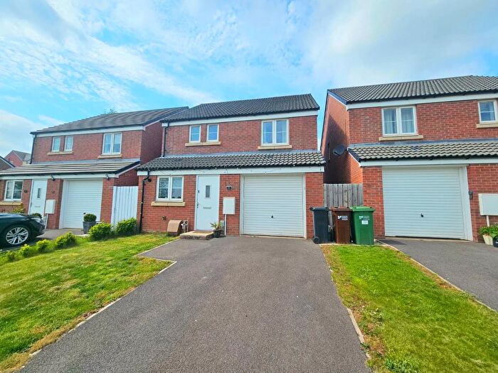 3 Bedroom Detached House For Sale In Chamberlayne Crescent, Berkeley, GL13