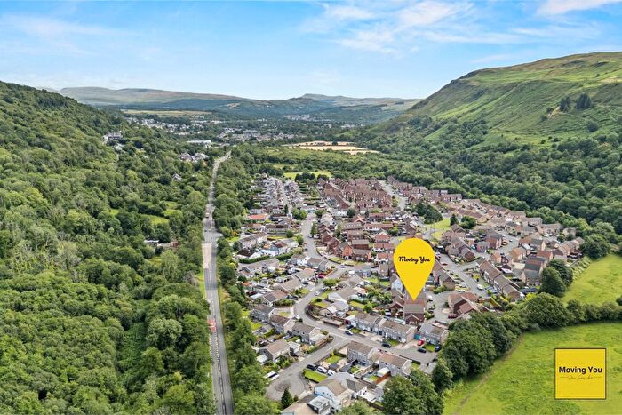 4 Bedroom Detached House For Sale In Graig Y Fforest, Godrergraig, Swansea, SA9