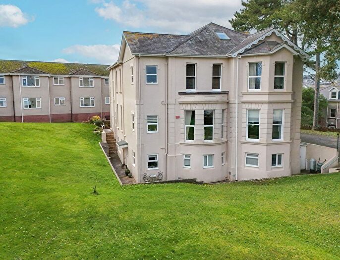 2 Bedroom Flat For Sale In Barrington Court, Cleveland Road, Paignton, TQ4