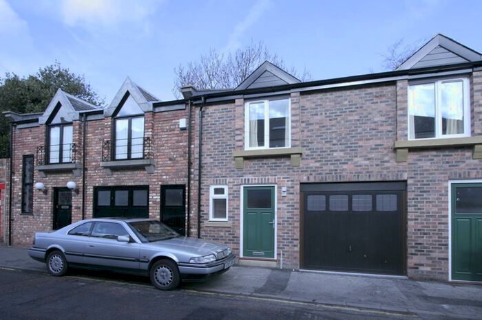2 Bedroom Terraced House To Rent In Clayton Road, Newcastle Upon Tyne, NE2
