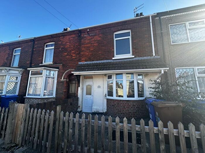 3 Bedroom Terraced House To Rent In Heneage Road Grimsby, Grimsby, DN32
