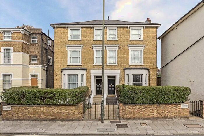 2 Bedroom Flat To Rent In Sheen Road, Richmond, TW9