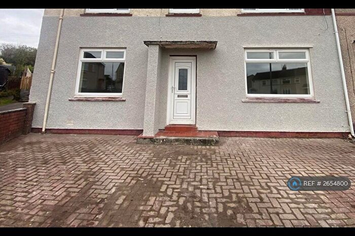 2 Bedroom Flat To Rent In Thornhill Place, Kilmarnock, KA1