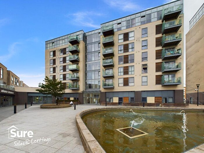 2 Bedroom Flat To Rent In Cranstone Lodge, Cotterells, Hemel Hempstead, Hertfordshire, HP1