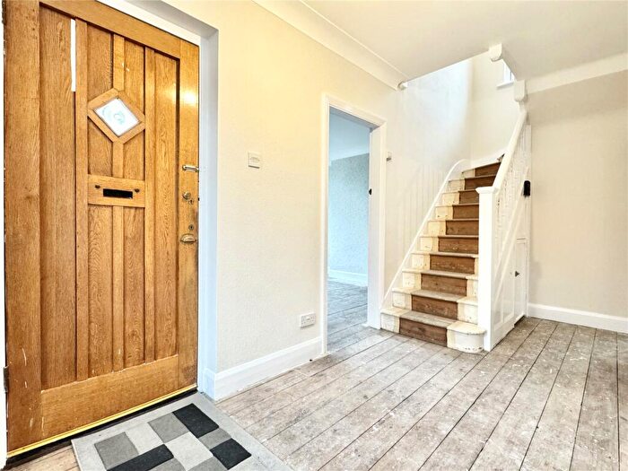 3 Bedroom Detached House For Sale In Beechenlea Lane, Swanley, Kent, BR8