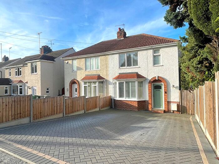 2 Bedroom Semi-detached House For Sale In St.Andrews Avenue, Colchester, CO4