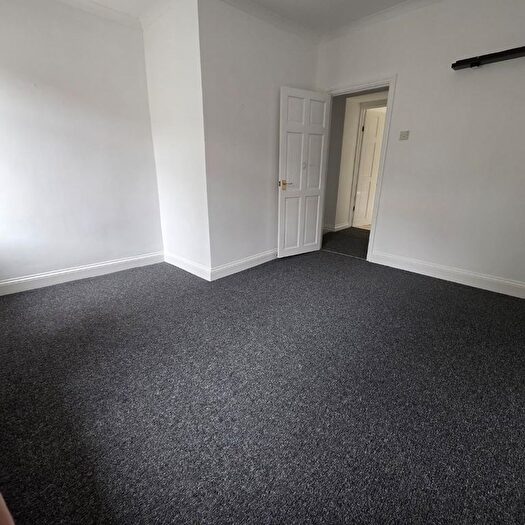 2 Bedroom End Of Terrace House To Rent In Queen Street, Blaengarw, CF32