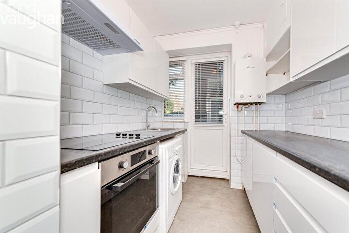 2 Bedroom Flat To Rent In London Road, Preston Village, Brighton, East Sussex, BN1