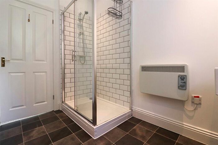 3 Bedroom Apartment For Sale In New Road, Bideford, EX39