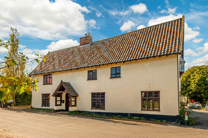 6 Bedroom Detached House For Sale In Mendham, IP20