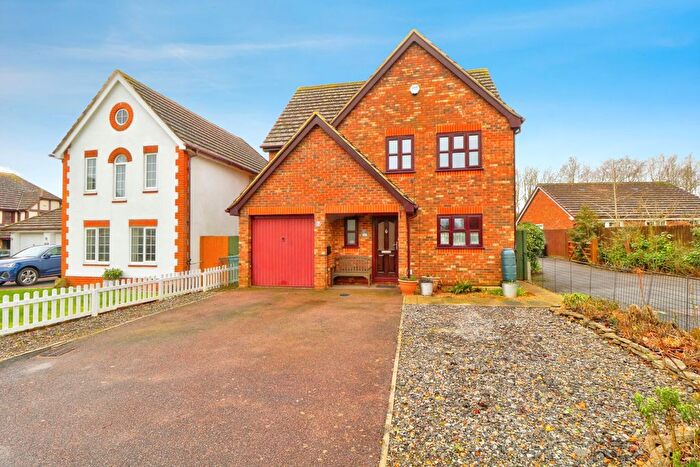 4 Bedroom Detached House For Sale In Primrose Drive, Ashford, TN23