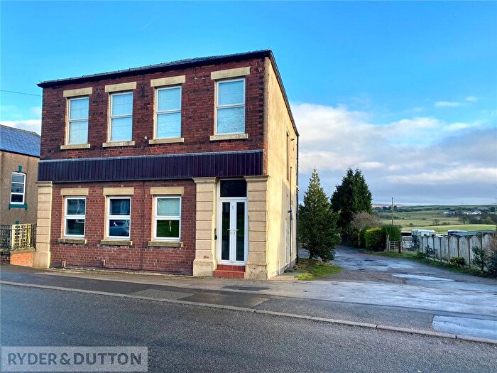 2 Bedroom Flat For Sale In Castleton Road, Thornham, Royton, Oldham, OL2