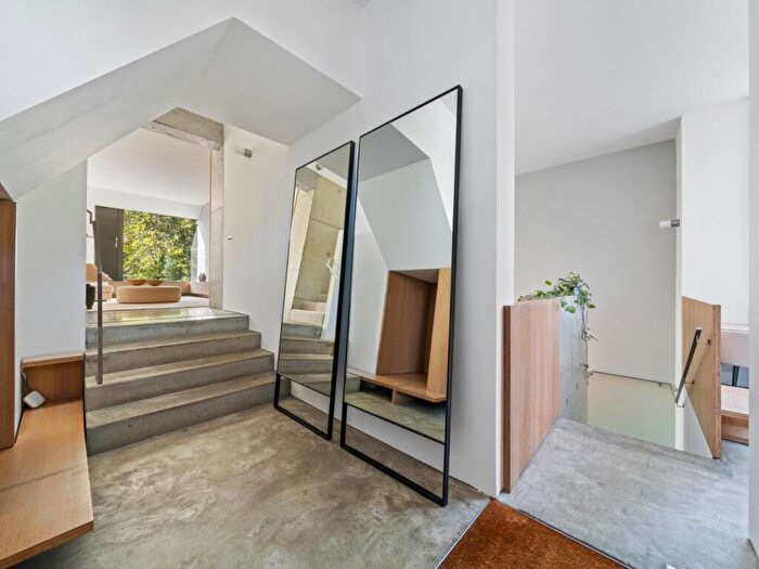 5 Bedroom Semi-Detached House For Sale In King Henrys Road, Primrose Hill, London, NW3