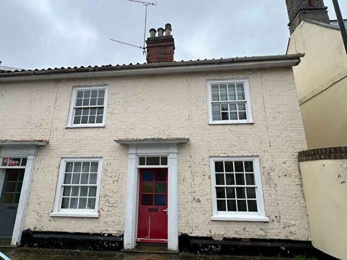 2 Bedroom House To Rent In Mount Street, Diss, IP22