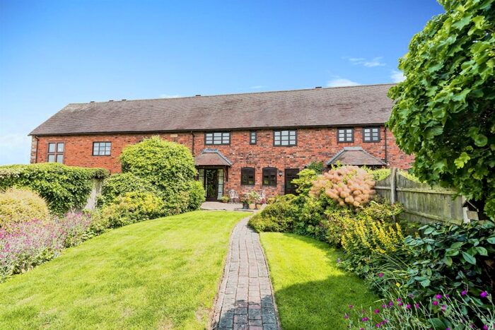 3 Bedroom Terraced House For Sale In Ox Leys Road, Sutton Coldfield, B75