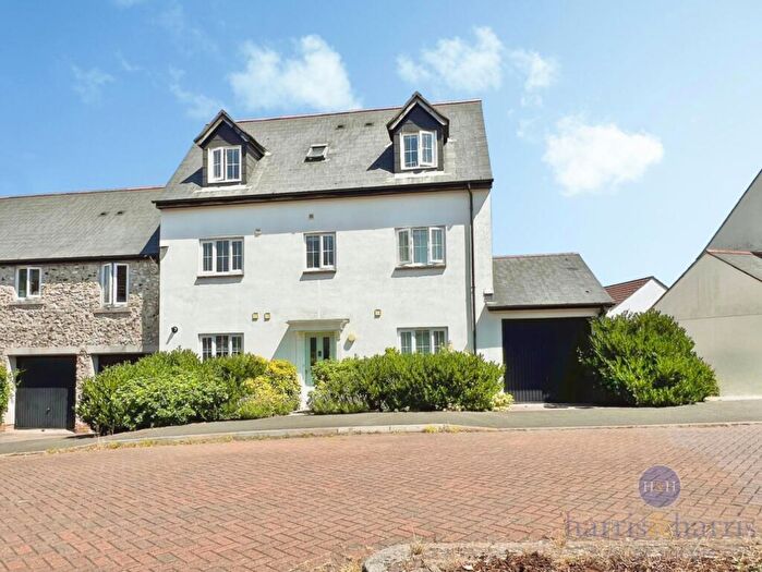 4 Bedroom Semi-Detached House For Sale In Flax Meadow Lane, Axminster, EX13