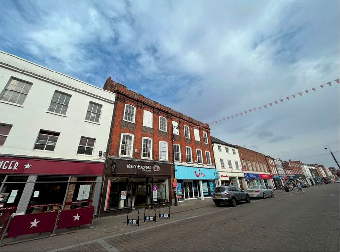 2 Bedroom Flat To Rent In Northbrook Street, Newbury, RG14